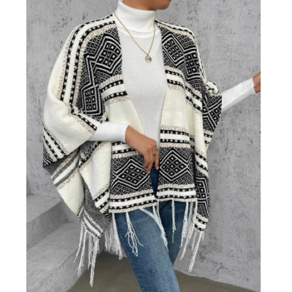 Boho graphic print fringe hem cape cardigan